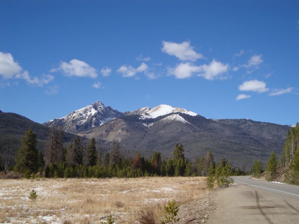 road, rocky mountain national park