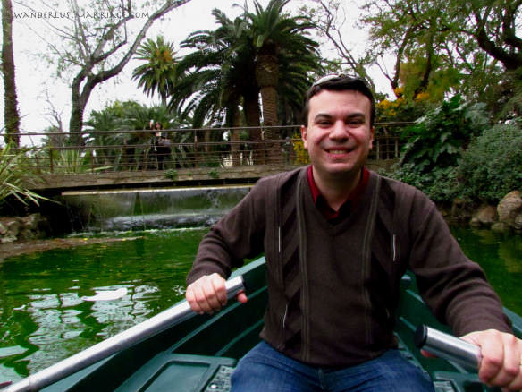 Row boat in Parc de la Ciutadella, Wedding Anniversary in Barcelona