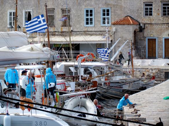 Hydra fishermen