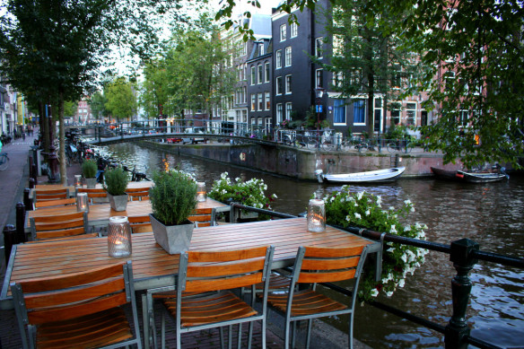 unique pubs in Amsterdam