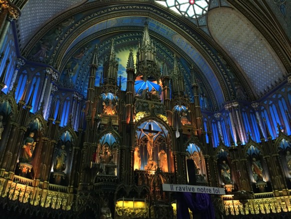 Notre Dame Basilica Montreal, tips for visiting Montreal