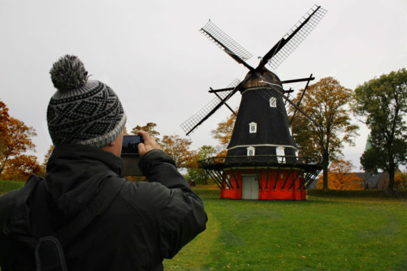 alex-and-windmill