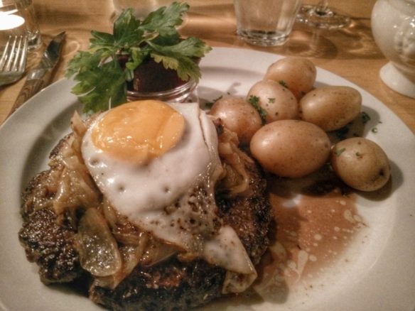 Hakkebof, traditional Danish minced beef dish