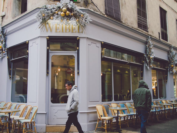 Cafe with outdoor seating Aix en Provence