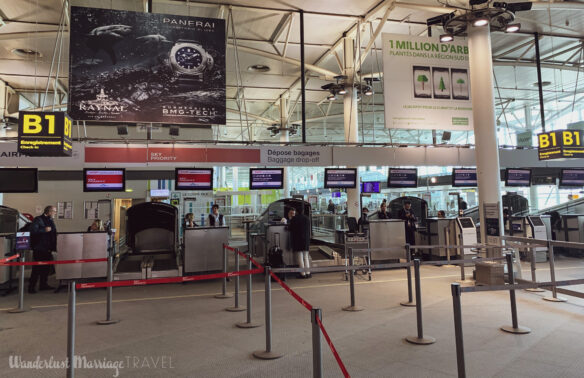 empty check in lines at the airport