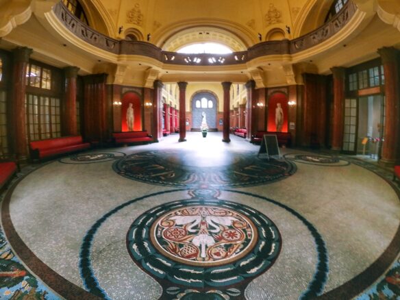 The ornate foyer of Gellert spa features beautiful Greek and Italian architecture