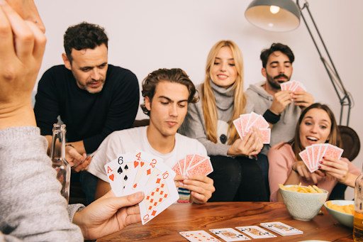 Why Tongits Is the Ultimate Icebreaker for Couples and Friends Abroad